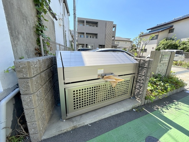 コルティーレ本中山のその他共用部分|★敷地内ごみストッカー★