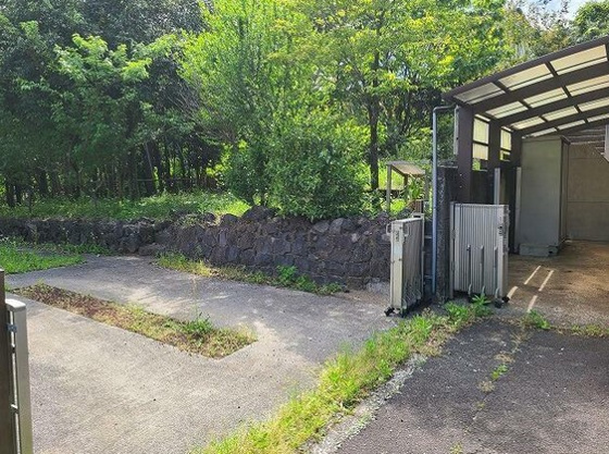 【駐車場】 | 大室高原別荘地　戸建