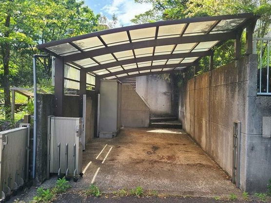 【駐車場】 | 大室高原別荘地　戸建