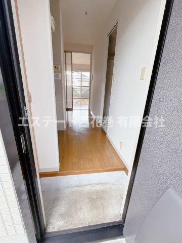 エデン西大通りの玄関