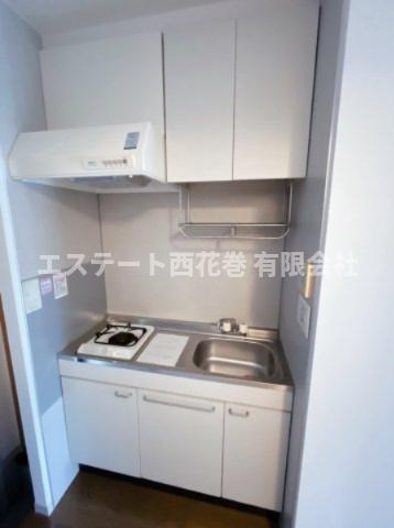 エデン西大通りのキッチン