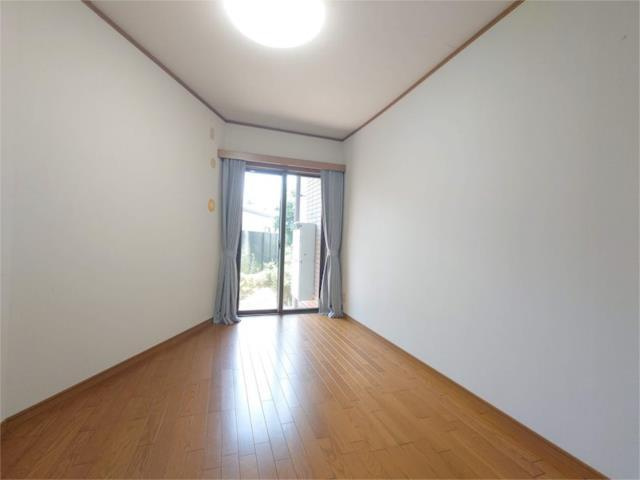 アートフォルム富塚の洋室|北東洋室