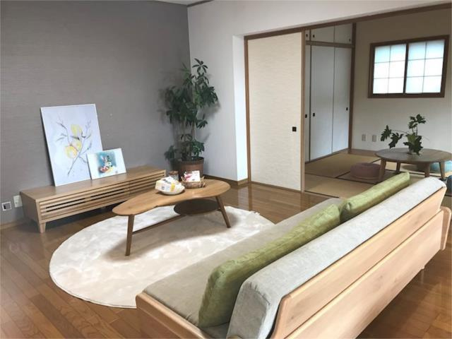 アートフォルム富塚の居間・リビング|リビング＋和室※家具はつきません