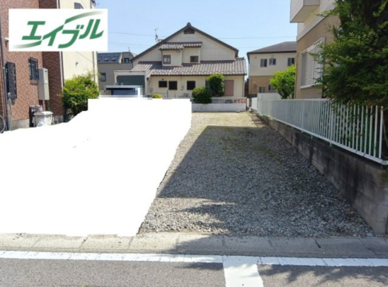 小牧市中央５丁目　売地の外観|名鉄小牧線「小牧」駅　徒歩８分。
近隣商業施設多数。