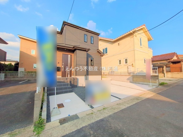 岩作三ケ峯4期の前面道路含む現地写真