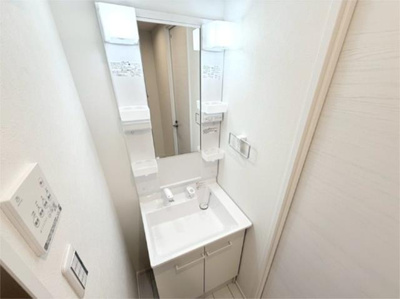 【洗面所】 | イスフール |  