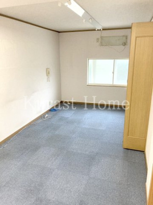 【居間・リビング】 | 栄町住居付き店舗（路面ロードサイド）