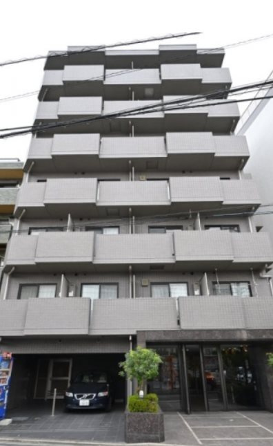 ルーブル鷺宮六番館のエントランス