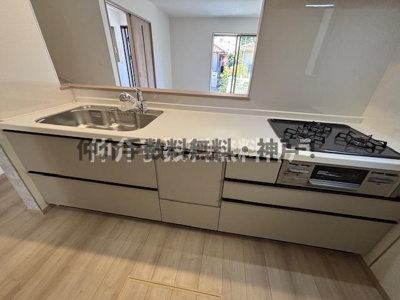 【キッチン】 | 神戸市垂水区桃山台6丁目　新築戸建1号棟　仲介手数料無料！ | お料理しやすいキッチンです