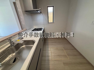 【キッチン】 | 神戸市垂水区桃山台6丁目　新築戸建1号棟　仲介手数料無料！ | キッチンです