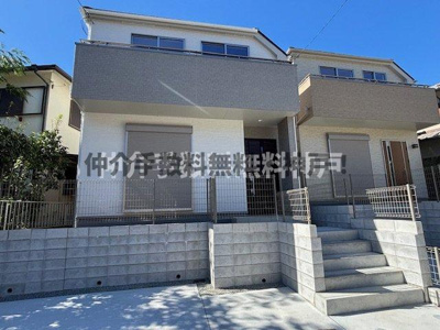 【外観】 | 神戸市垂水区桃山台6丁目　新築戸建1号棟　仲介手数料無料！ | きれいな外観です