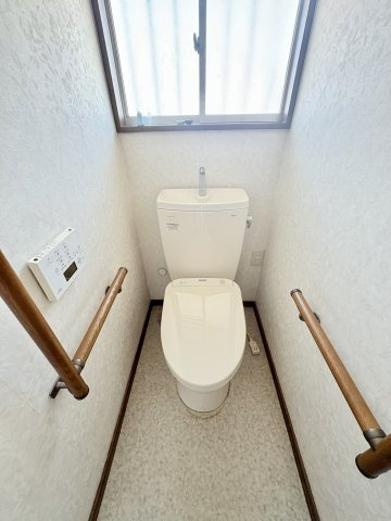 売中古戸建　中央区馬郡町のトイレ