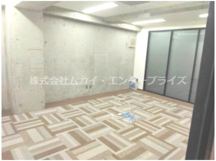 絹屋町　貸事務所