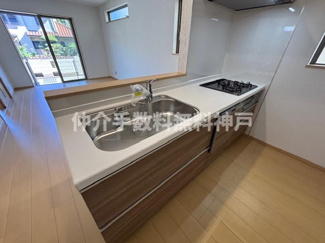 【キッチン】 | 神戸市垂水区桃山台6丁目　新築戸建2号棟　仲介手数料無料！ | キッチンでお料理をお楽しみください