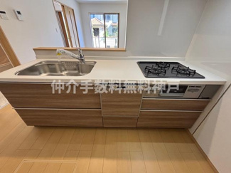 【キッチン】 | 神戸市垂水区桃山台6丁目　新築戸建2号棟　仲介手数料無料！ | 使いやすいキッチンです