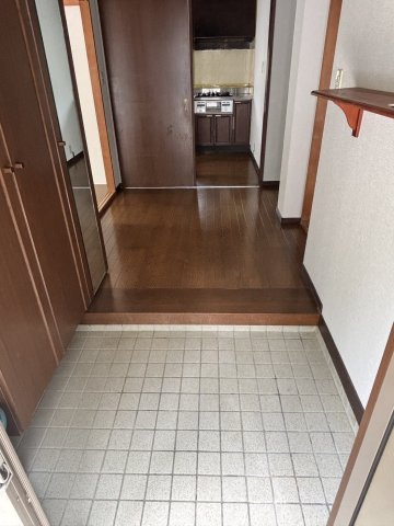 【5DK】遠野町滝内城【駐車場4台可能】の玄関