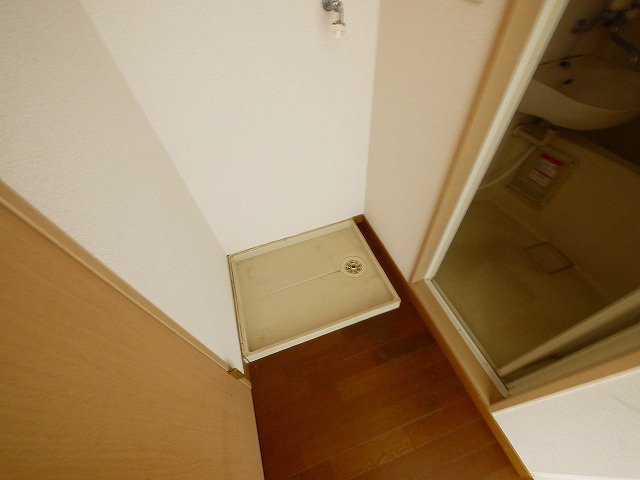 レオパレスウェストコートの設備|室内洗濯置き場