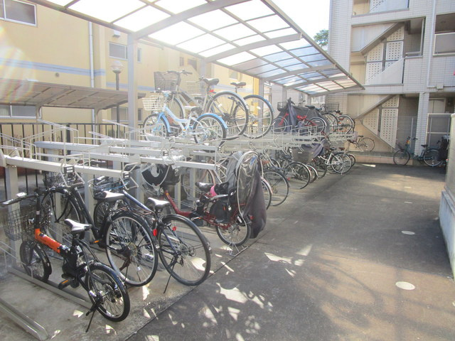 アルメリアのその他共用部分|★屋根付き駐輪場★