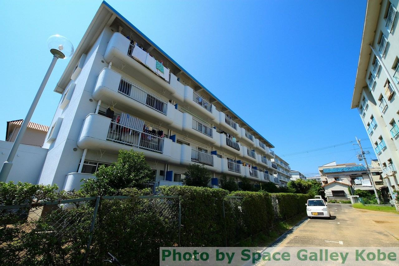 マンショントーメイの外観