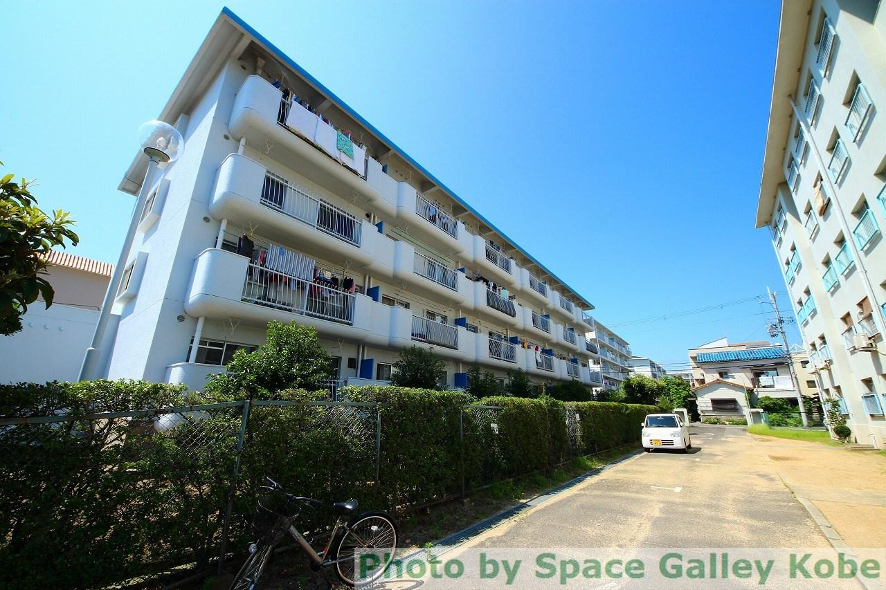 マンショントーメイの外観