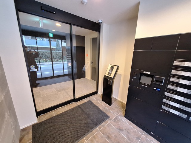 （シニア限定）ヘーベルVillage深川のエントランス|★キーレスオートロック★