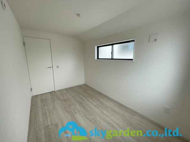 藤沢市鵠沼海岸2期　新築戸建　全3棟2号棟の子供部屋