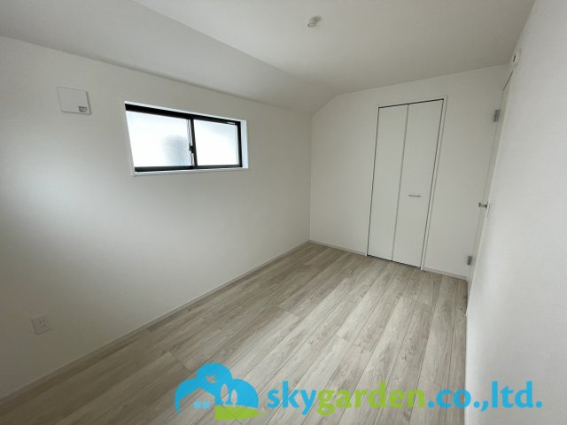 藤沢市鵠沼海岸2期　新築戸建　全3棟2号棟の子供部屋