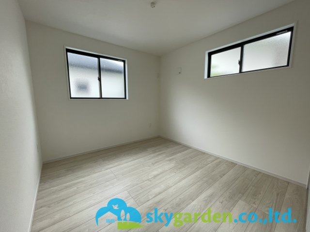 藤沢市鵠沼海岸2期　新築戸建　全3棟2号棟の洋室