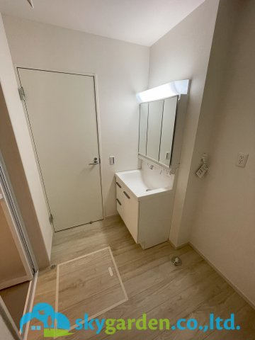 藤沢市鵠沼海岸2期　新築戸建　全3棟2号棟の脱衣所