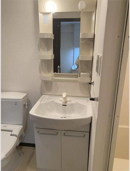 S-FORT江坂LIBERTSの浴室