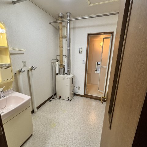 ハイツ蘭の玄関