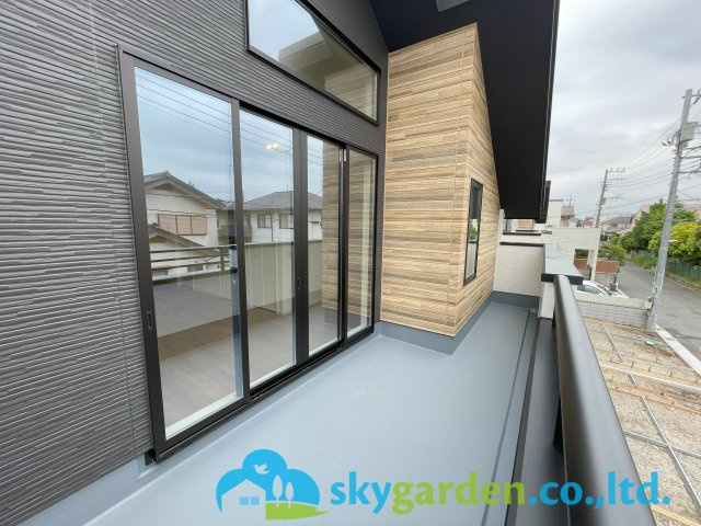 藤沢市鵠沼海岸2期　新築戸建　全3棟3号棟のバルコニー