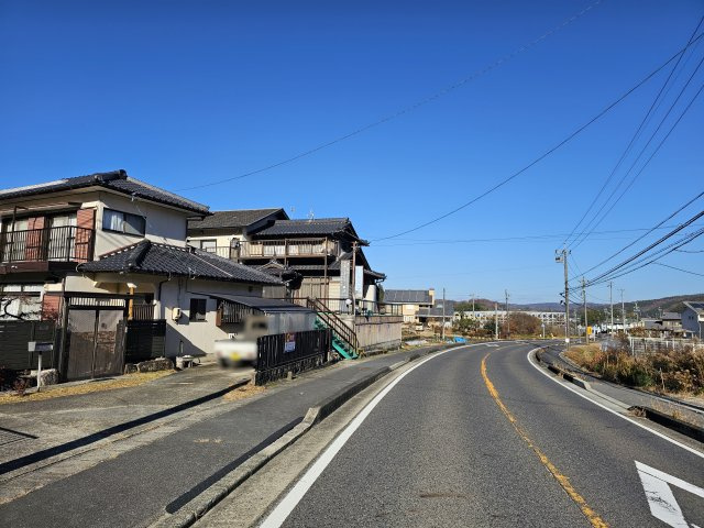 瑞浪市稲津町小里の前面道路含む現地写真