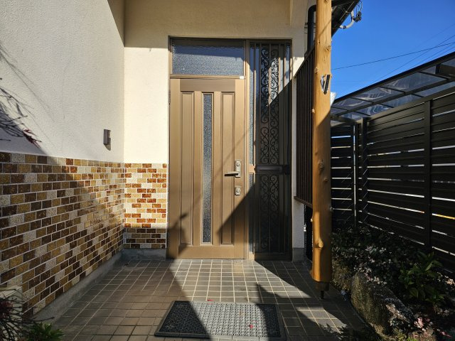 瑞浪市稲津町小里の玄関