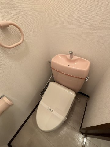グリッドのトイレ