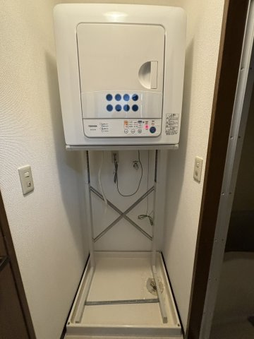 グリッドの内装|乾燥機は残置物