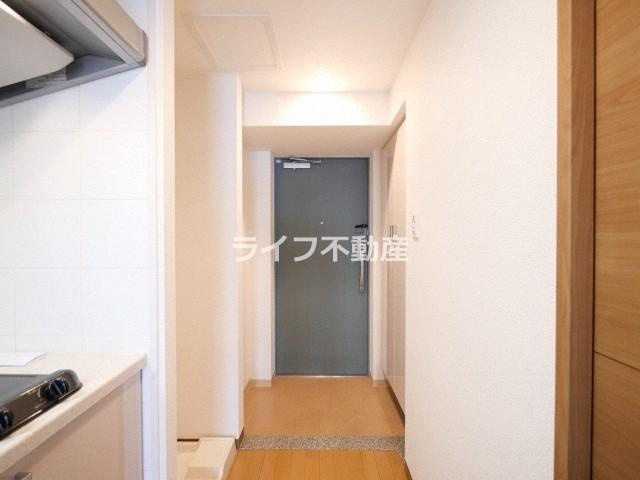 エスリード森ノ宮駅前の玄関|シンプルで使いやすい玄関です