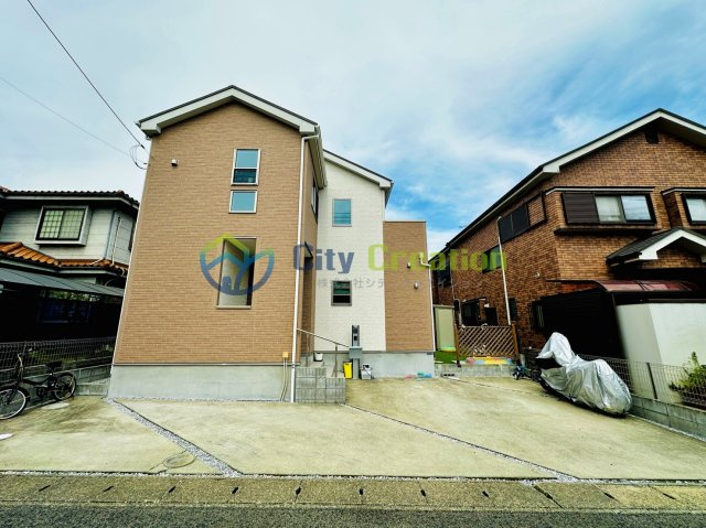 平塚市南原3丁目　築浅中古住宅の外観