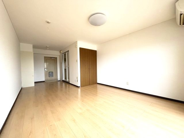 第2北山マンションの居間・リビング