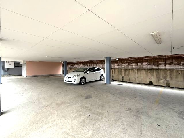 第2北山マンションの駐車場