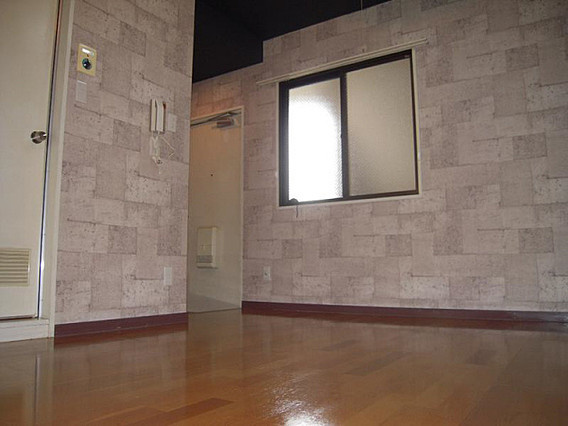 坂口ポートハイツの居間・リビング