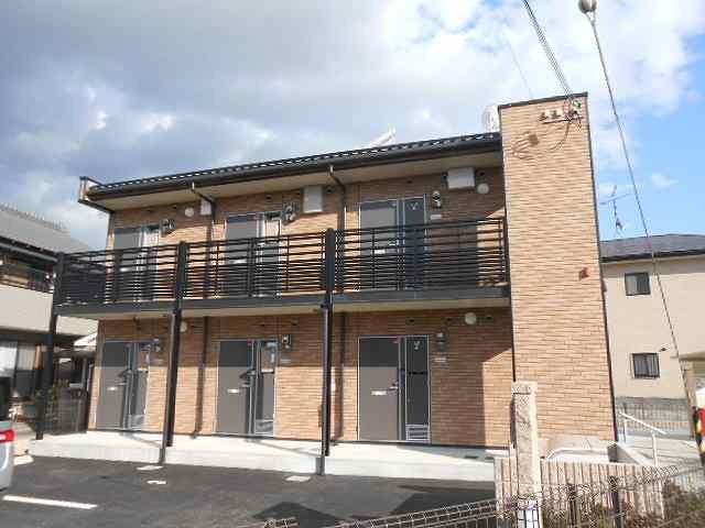 三木市大塚１丁目のアパートの玄関