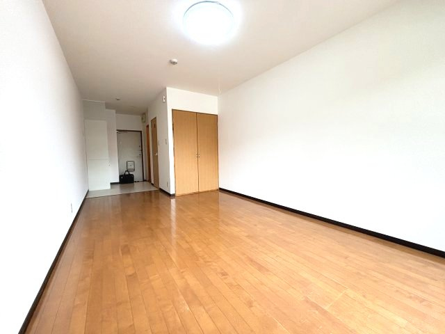 平和寮新館の居間・リビング