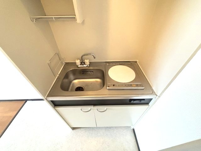 平和寮新館のキッチン