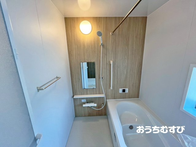 守山区中志段味8期(全1棟)の浴室