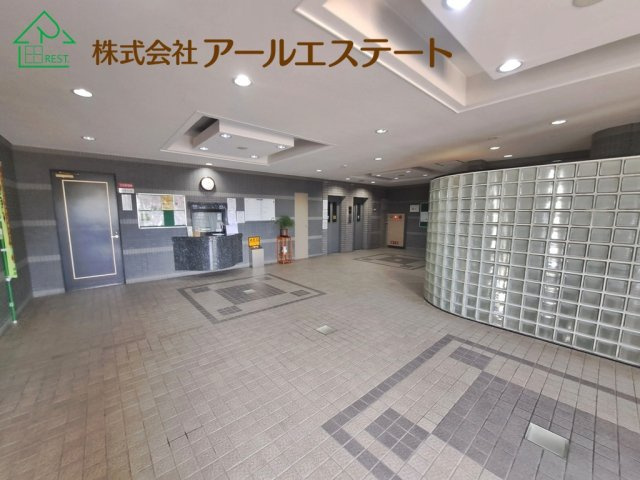 ライオンズマンション姫路西今宿　姫新線「播磨高岡駅」10分のエントランス