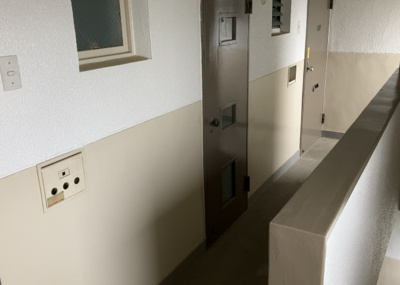 【内装】 | 緑ヶ丘第３住宅２３０２号棟 | 共有部分は、住民なら誰もが使える設備のこと。例えば駐車場やエレベーター、インターネット設備、セキュリティ設備などがあります。他にも、マンションの廊下・外部階段やエントランス・ゴミ置き場などがあります。