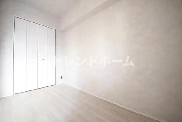 エスライズ難波Ⅲの居間・リビング|選べる家電プランあり！！