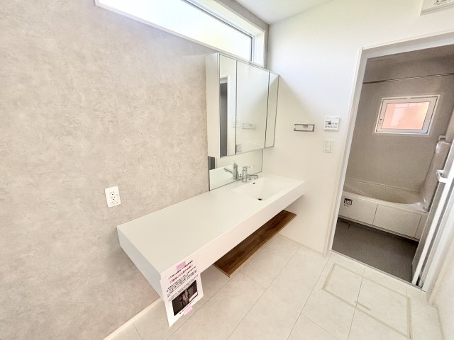 【仲介手数料無料／蟹江町】海部郡蟹江町大字蟹江新町　ブルーミングガーデン　新築戸建　4号棟　の独立洗面台