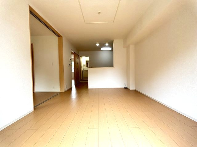 ルミエールの居間・リビング